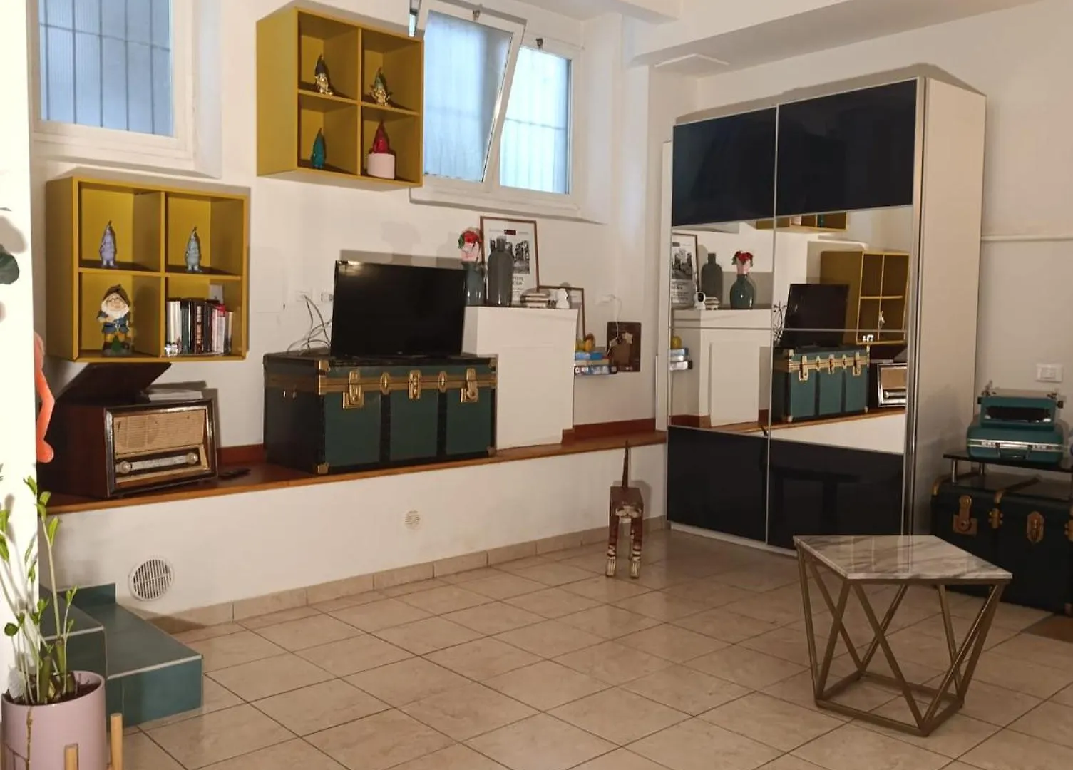 Apartment Comodo Bilocale Milan